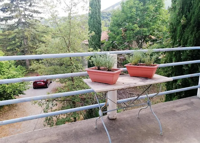 Maison Charmante à Avec Terrasse Et Jardin Casa vacanze